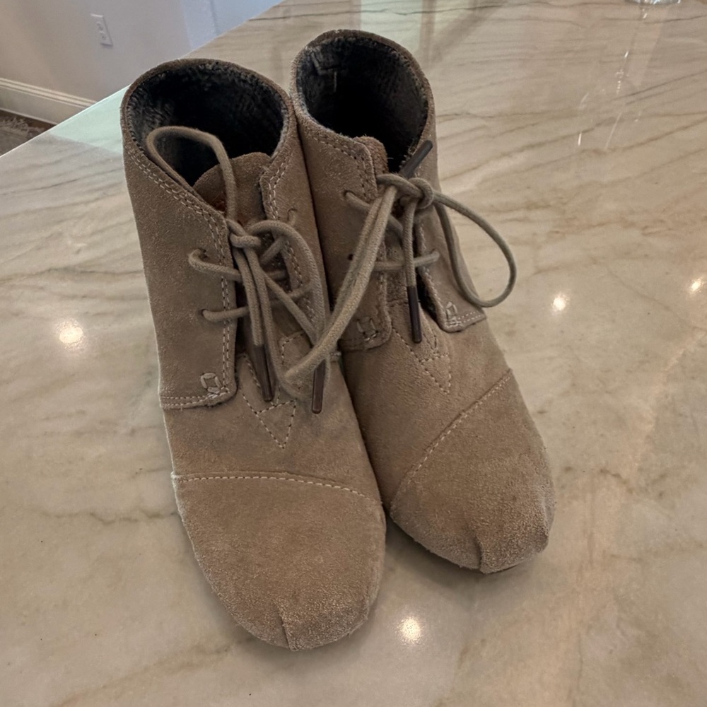 Toms Tan Ankle Boots
